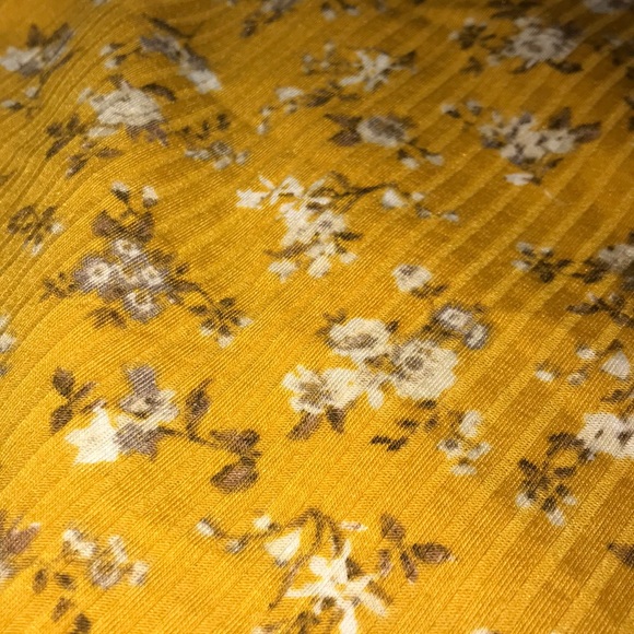 🔴LAST CHANCE 🔴 Justify lettuce edge tee - Picture 8 of 8